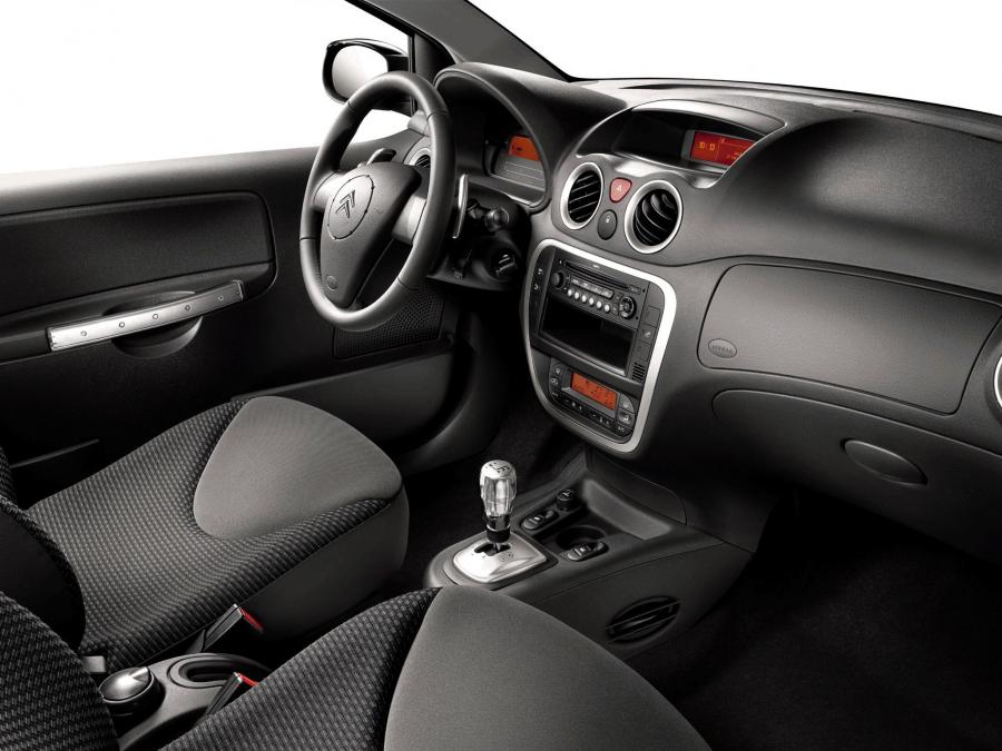  Citroen C2 2003 года  (фото 16 из 16)